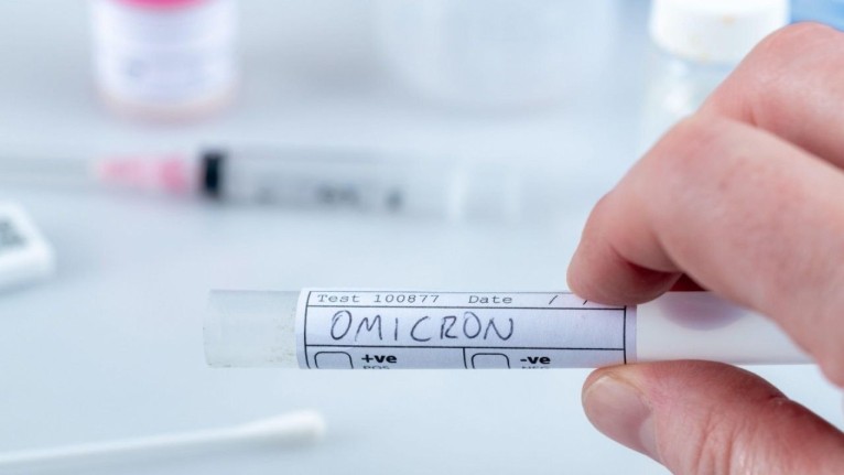 Bilim İnsanları Uyarıyor! Grip Sandığınız Hastalık Omicron Olabilir! Dünyanın Yeni Kabusu Omicron Nedir?