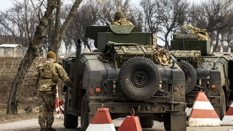 Ukrayna'da Rusya Saldırıları Durmuyor! Sokağa Çıkma Yasağı Uzadı