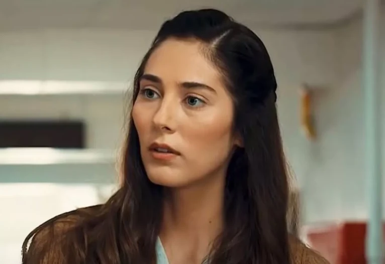 Gönül Dağı'nın Elif Hemşiresi Bakın Kaç Yaşında Çıktı! Duyanlar Şok Yaşıyor Sevgilisiyle Arasında Meğer Kaç Yaş Fark Varmış