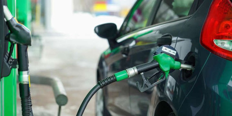 Benzin Motorin ve LPG Alacaklar Acele Edin! Bu İndirim Çok Kısa Sürecek Yetişen Deposunu Doldurup Çıkıyor