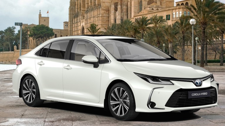 Toyota Corolla Sedan Coştu! Sadece Nisan Özel Bu Fiyata Satılacak Kaçırmayın!
