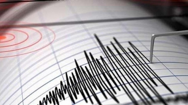 Ege'de Deprem! İzmir, Aydın ve Kuşadası'da hissedilen depremin merkez üssü ve büyüklüğü