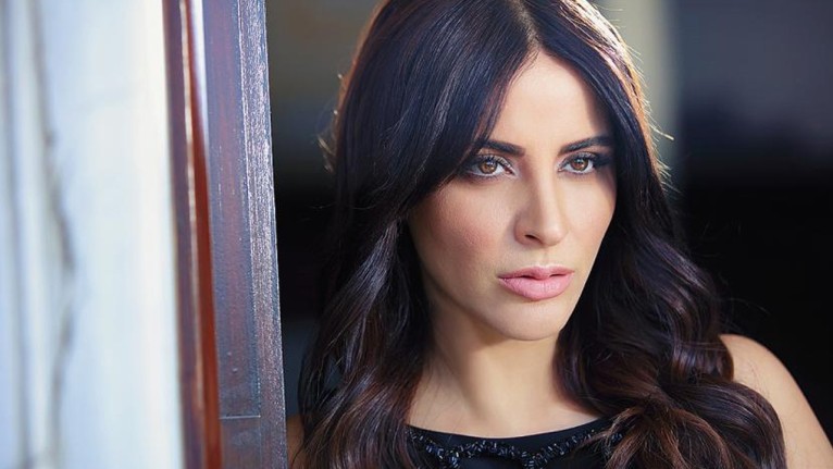 Türkücü Zara'nın herkesten sakladığı kızı Dila büyüdü, son haline gören aynı annesi diyecek