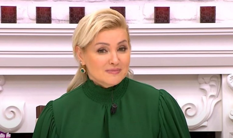 Zahide Yetiş'in son hali şok etti! Görenler sesinden tanıyabildi, dişinden tırnağına bambaşka biri olmuş