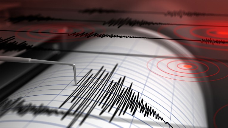 Düzce merkezli deprem halkı paniğe sürükledi! Marmara ve İç Anadolu bölgeleri beşik gibi sallandı!