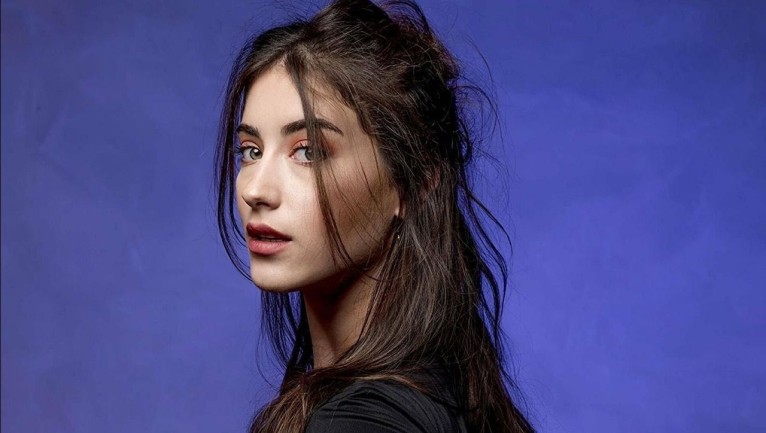 Hazal Kaya Sevinç Üstüne Sevinç Yaşıyor! Ünlü Oyuncunun Her Dileği Gerçek Oluyor