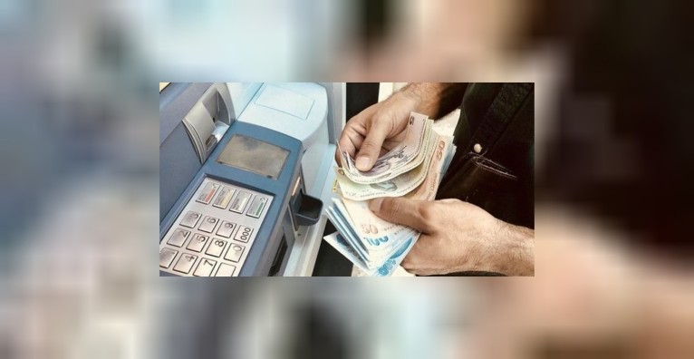 Emekliye yılbaşı piyangosu vurdu! Karar Meclis'ten geçerse emekli 2500 lira daha cebine koyacak! İşte emeklilere yılbaşı ikramiyesi için son detaylar
